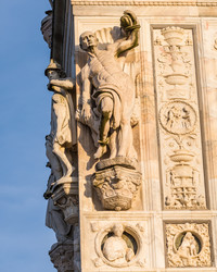 Similar image 12694563