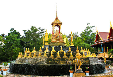 Similar image 12698035