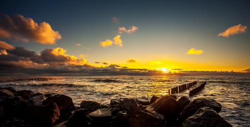 Similar image 12996691