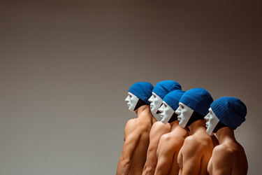 Similar image 12995172