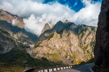 Similar image 12996736