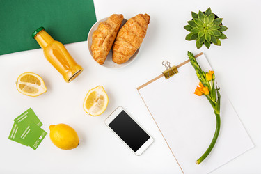 Similar image 12995105