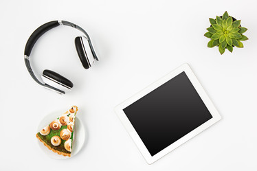 Similar image 12995143