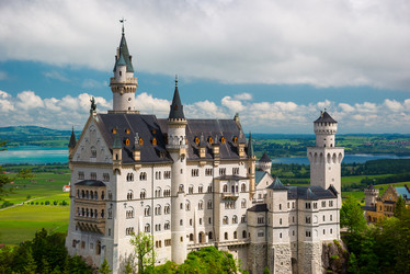 Similar image 12694759