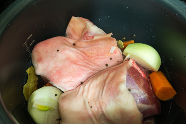 Similar image 12978510