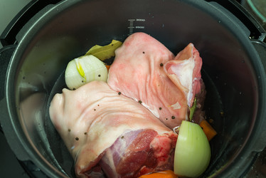 Similar image 12978511