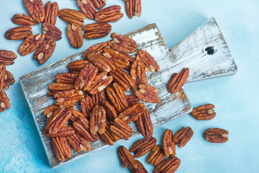 Similar image 12990961