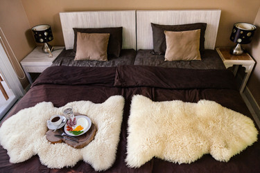 Similar image 12994017