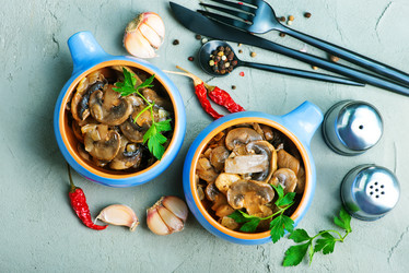 Similar image 12991176