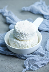 Similar image 12991319