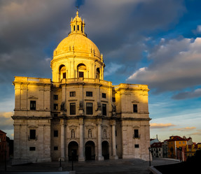 Similar image 12987313