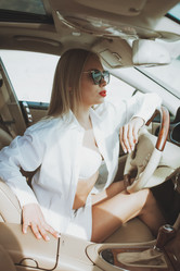 Similar image 12993404