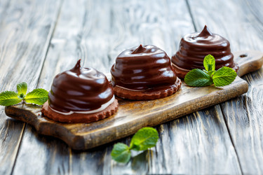 Similar image 12698995