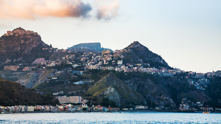 Similar image 12979536