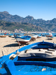 Similar image 12989221