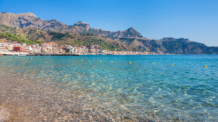 Similar image 12989472