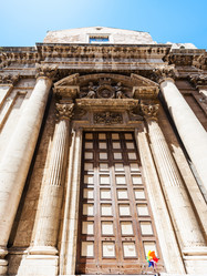 Similar image 12989498