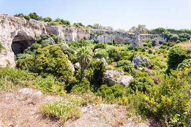 Similar image 12989520