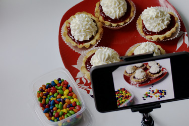 Similar image 12690372