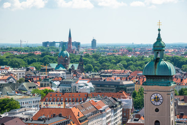 Similar image 12694772