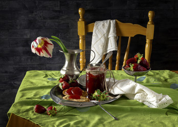 Similar image 12690811