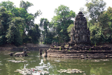 Similar image 12978399