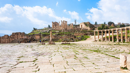 Similar image 12989370