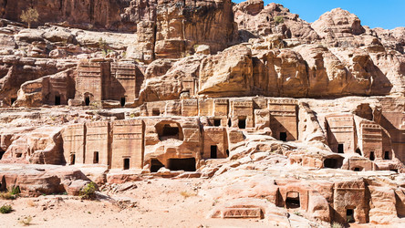 Similar image 12989323