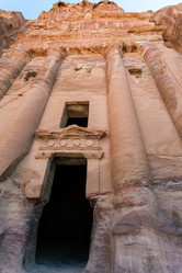 Similar image 12989344