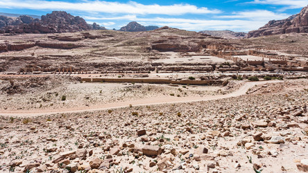 Similar image 12989350