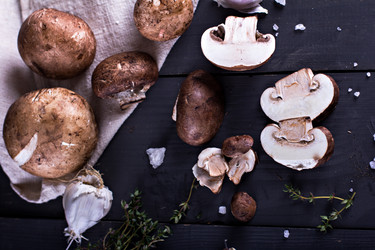 Similar image 12983108