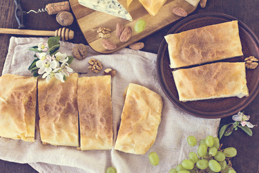 Similar image 12988076