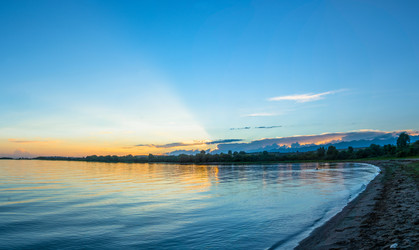 Similar image 12988895