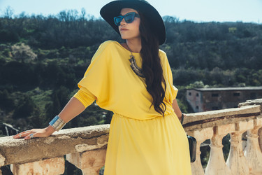 Similar image 12999190