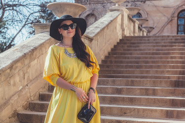 Similar image 12999405