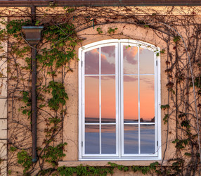 Similar image 12983377