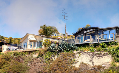 Similar image 12983399