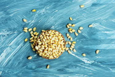 Similar image 12991999