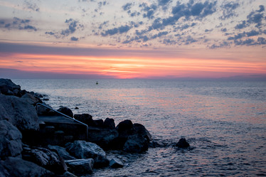 Similar image 12996447