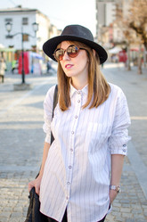 Similar image 12987119