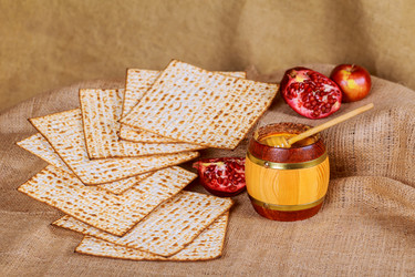 Similar image 12987744