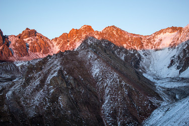 Similar image 12988152