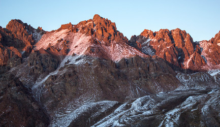 Similar image 12988154