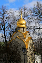 Similar image 12988373