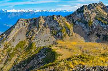 Similar image 12995264