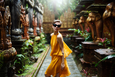 Similar image 12987948