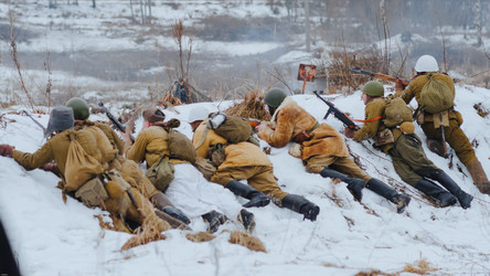 Similar image 12992736