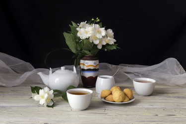 Similar image 12995599