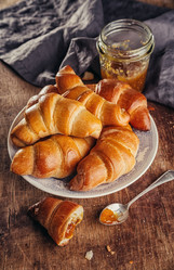 Similar image 12999090