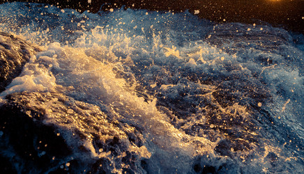 Similar image 12995373